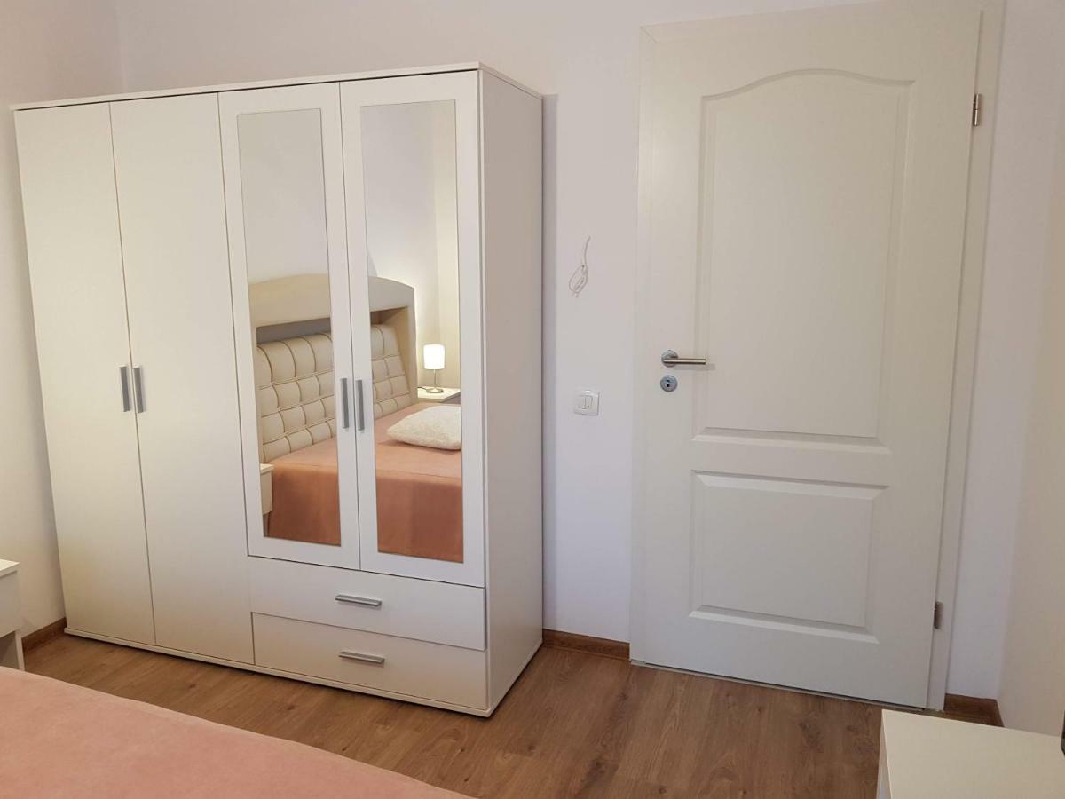 Apartament Monadin 3 Braszów Zewnętrze zdjęcie